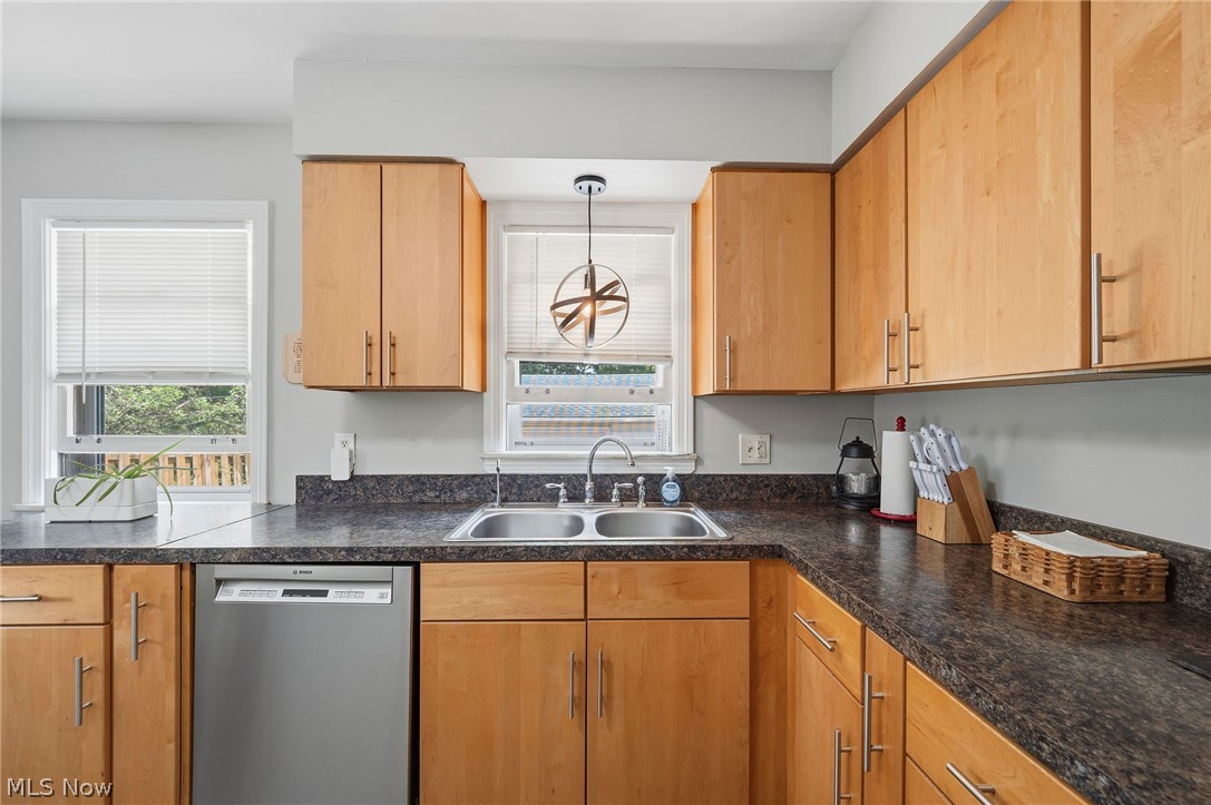 1631 Brainard Road Lyndhurst OH 44124