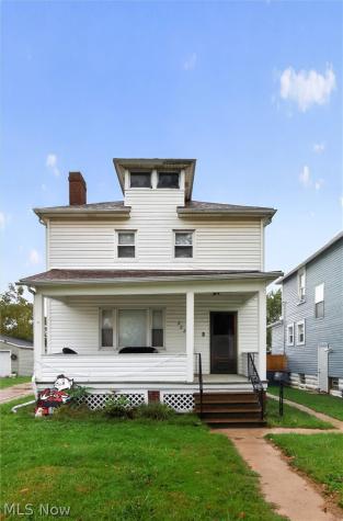 2227 E 30th Street Lorain OH 44055