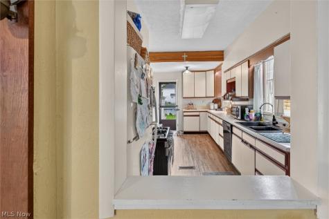 2227 E 30th Street Lorain OH 44055