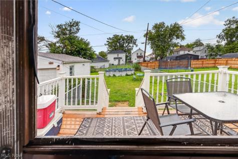 2227 E 30th Street Lorain OH 44055