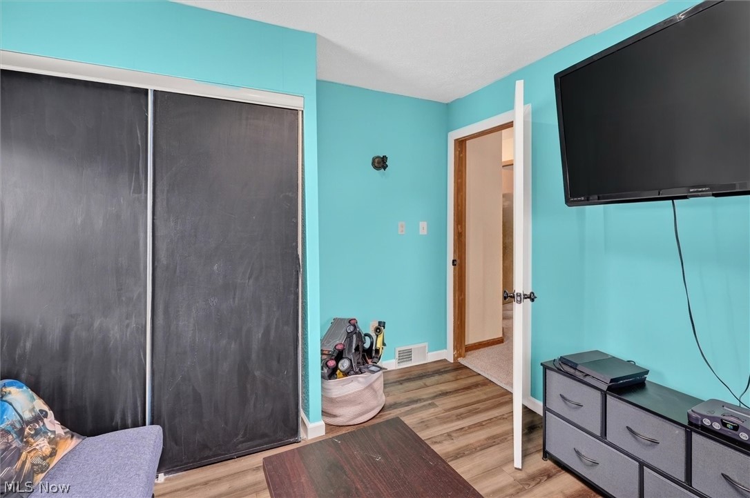 2227 E 30th Street Lorain OH 44055