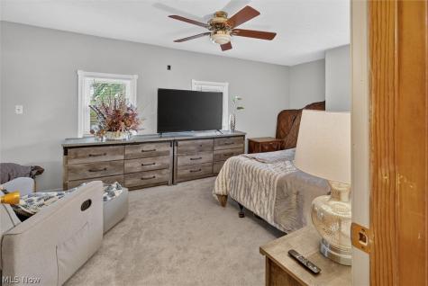 2227 E 30th Street Lorain OH 44055