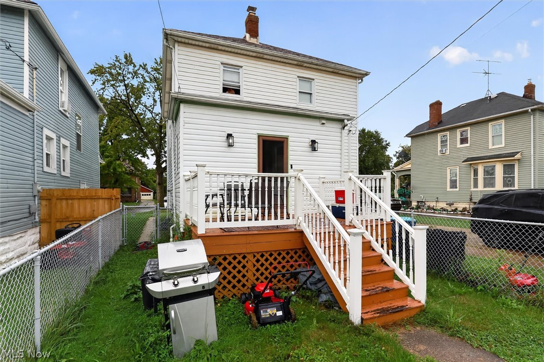 2227 E 30th Street Lorain OH 44055