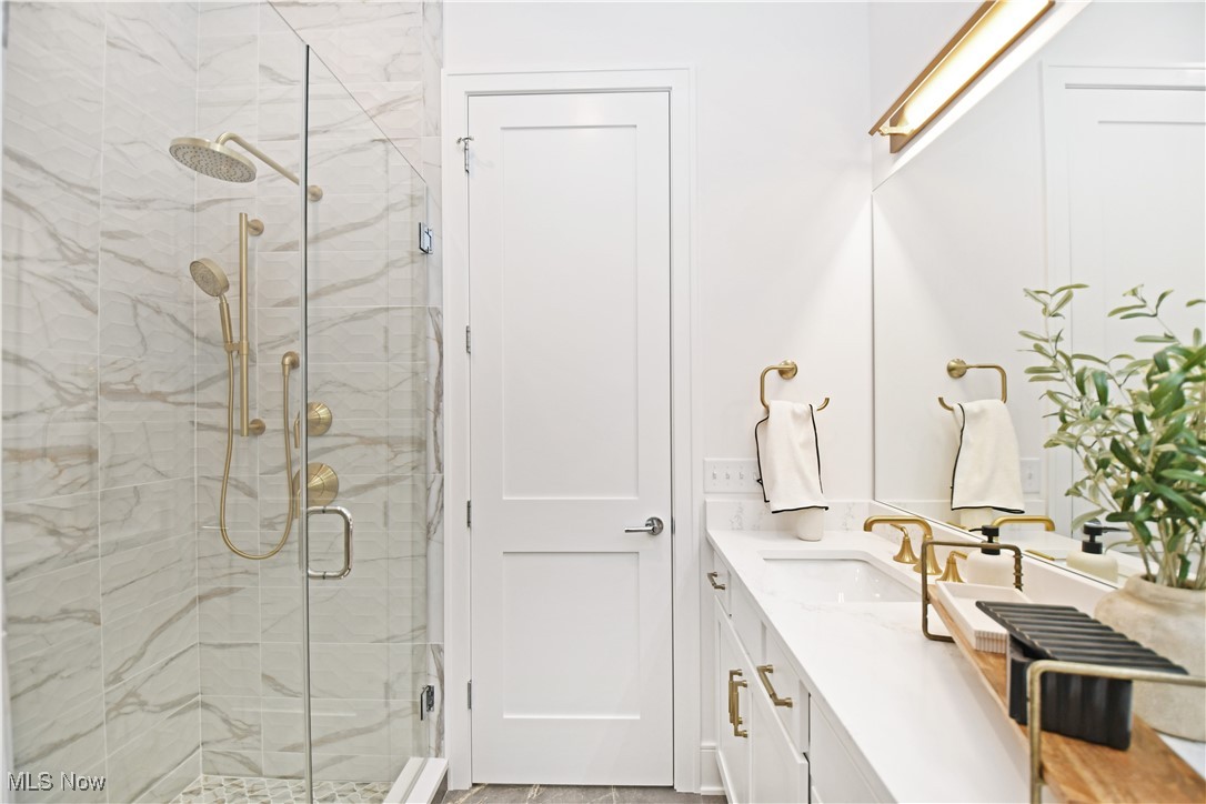 104 Woodridge Lane Moreland Hills OH 44022