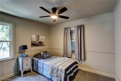 454 E 266th Street Euclid OH 44132