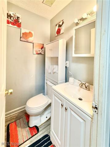 11808 Leeila Avenue Cleveland OH 44135