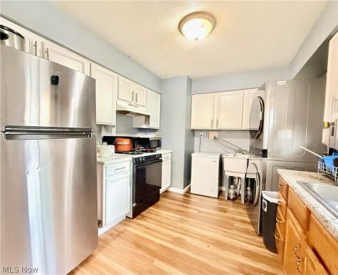 11808 Leeila Avenue Cleveland OH 44135