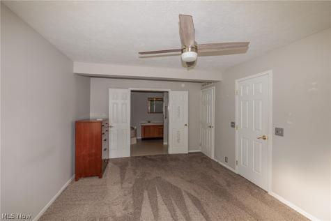 39 Periwinkle Drive Olmsted Twp OH 44138