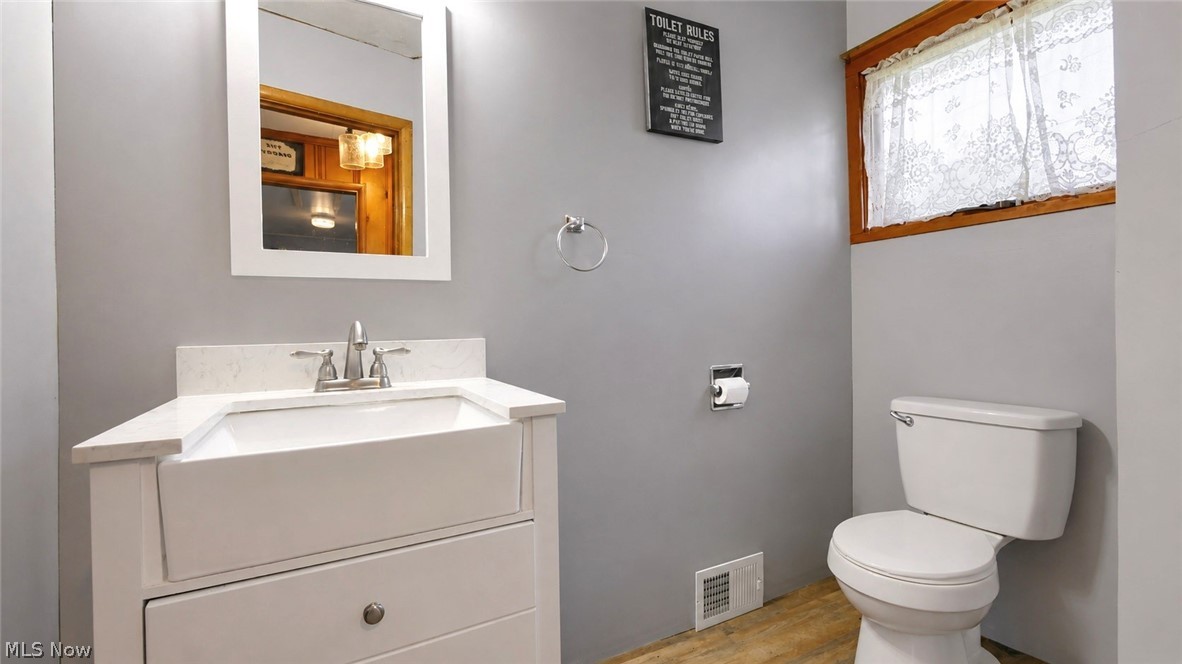 80 Poplar Drive Mcconnelsville OH 43756