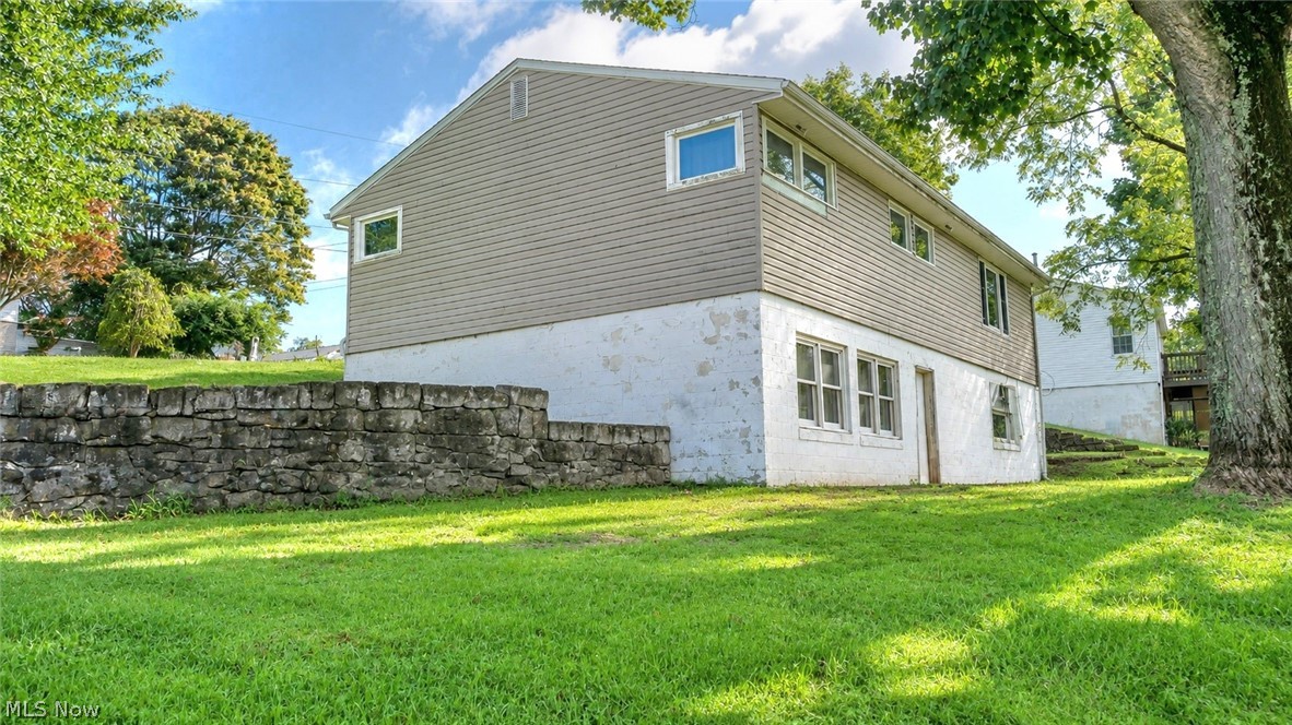 80 Poplar Drive Mcconnelsville OH 43756