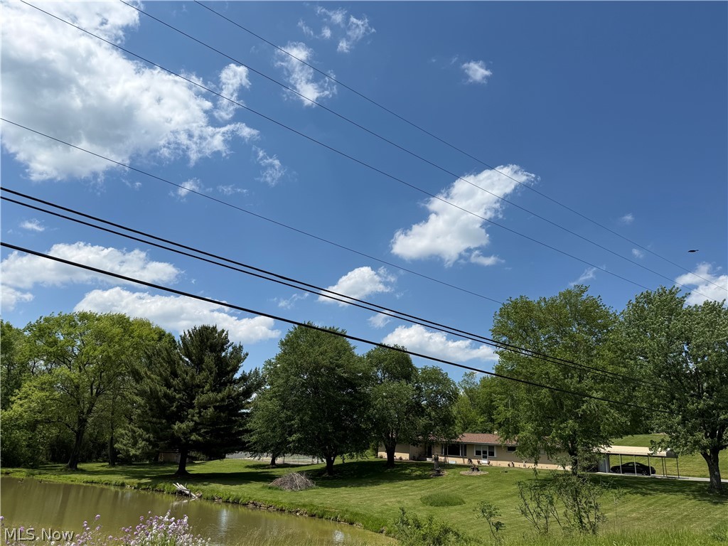 16045 Annesley Road East Liverpool OH 43920