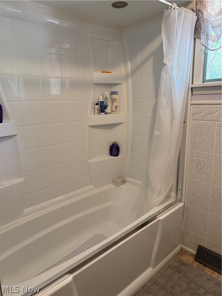 16045 Annesley Road East Liverpool OH 43920