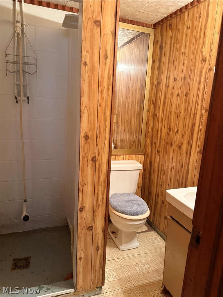 16045 Annesley Road East Liverpool OH 43920