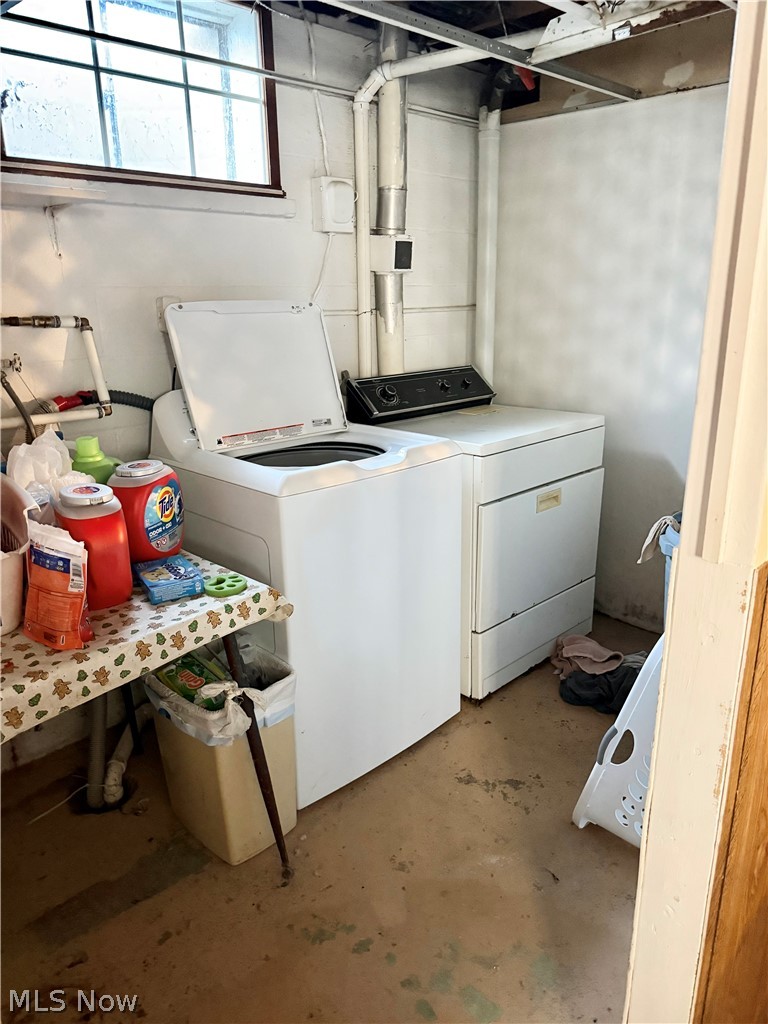 16045 Annesley Road East Liverpool OH 43920