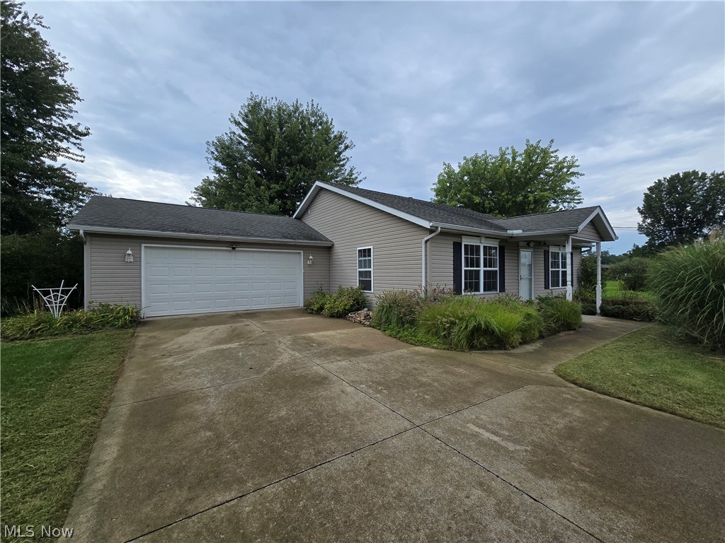 3246 Mcmackin Road Madison OH 44057