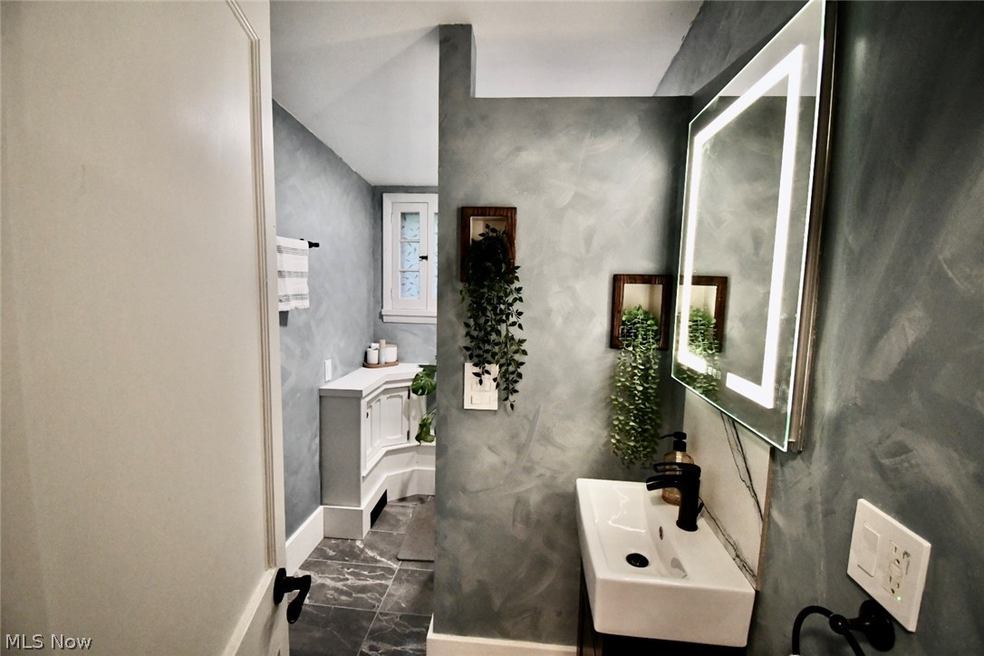 1829 Meadows Road Madison OH 44057