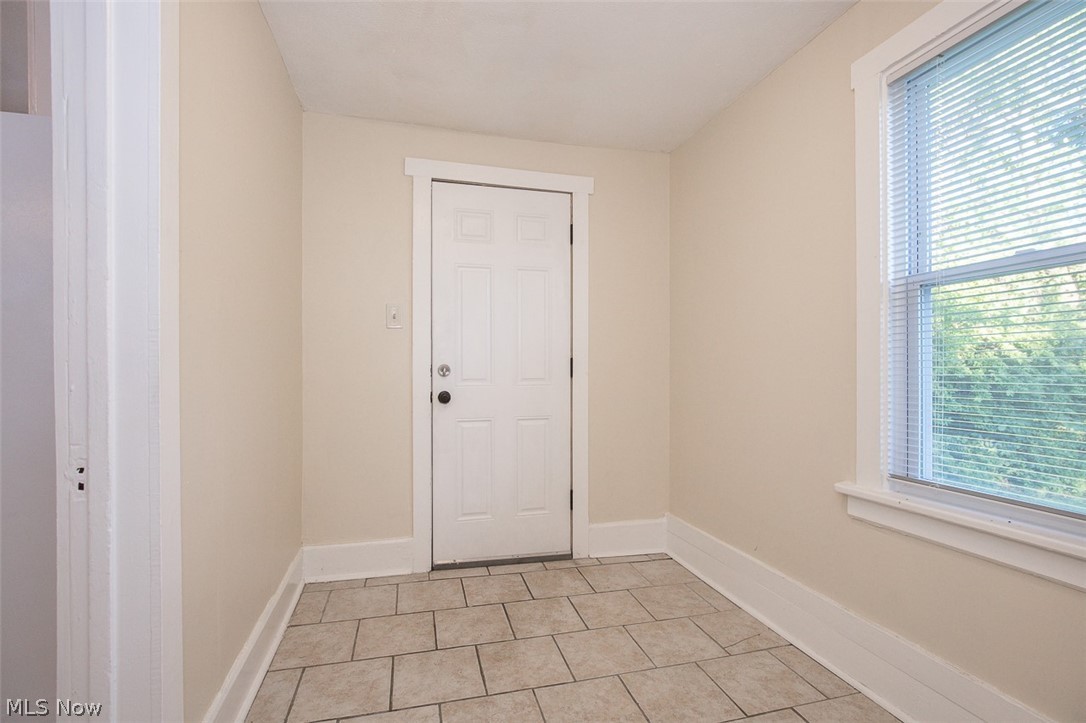 12617 Hirst Avenue Cleveland OH 44135