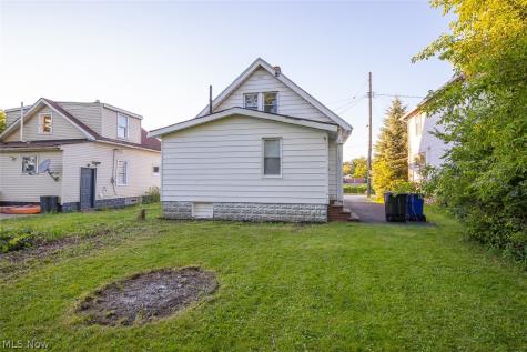 12617 Hirst Avenue Cleveland OH 44135