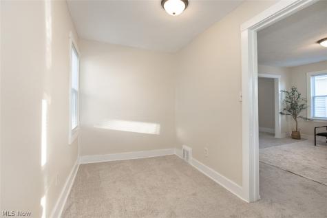12617 Hirst Avenue Cleveland OH 44135
