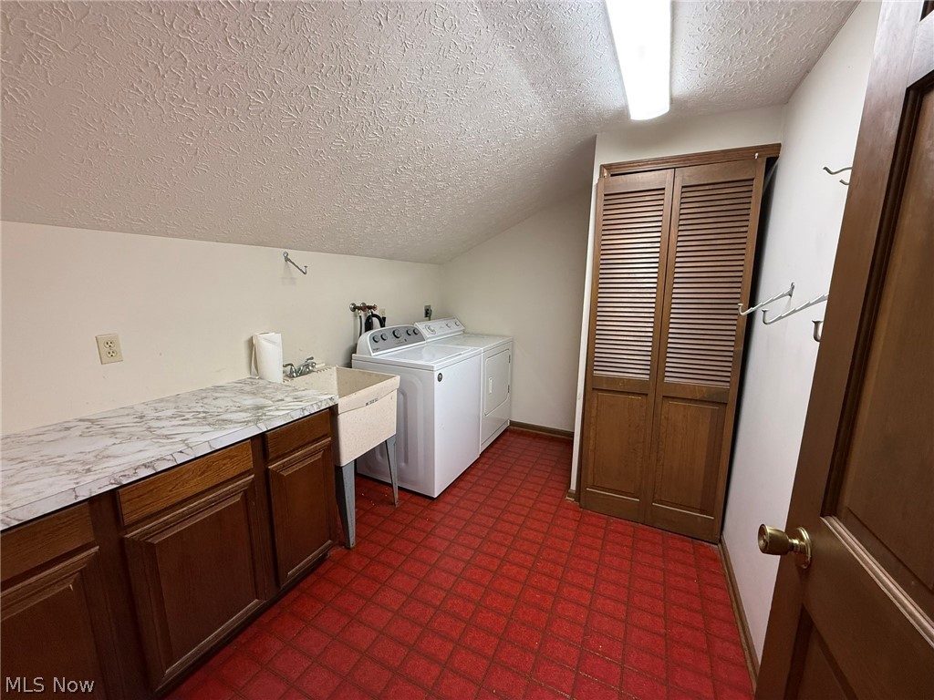 6400 Juniper Drive Amherst OH 44001
