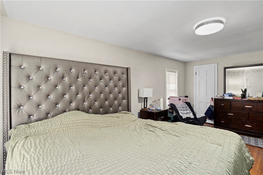 1877 Lawnway Road South Euclid OH 44121