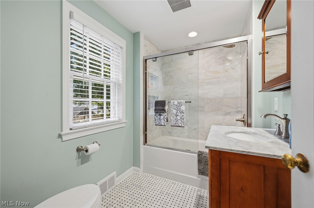 304 Castle Boulevard Akron OH 44313