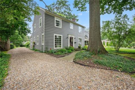 304 Castle Boulevard Akron OH 44313