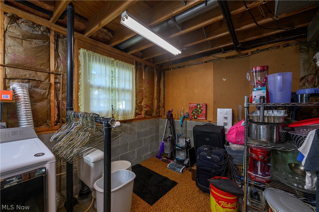 12073 Lockage Road NW Canal Fulton OH 44614