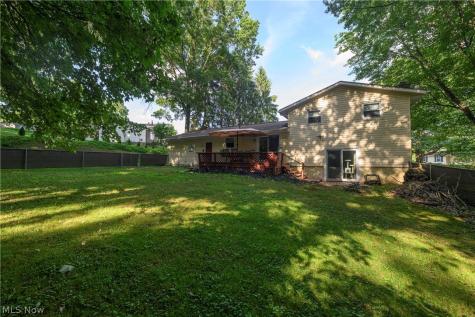12073 Lockage Road NW Canal Fulton OH 44614