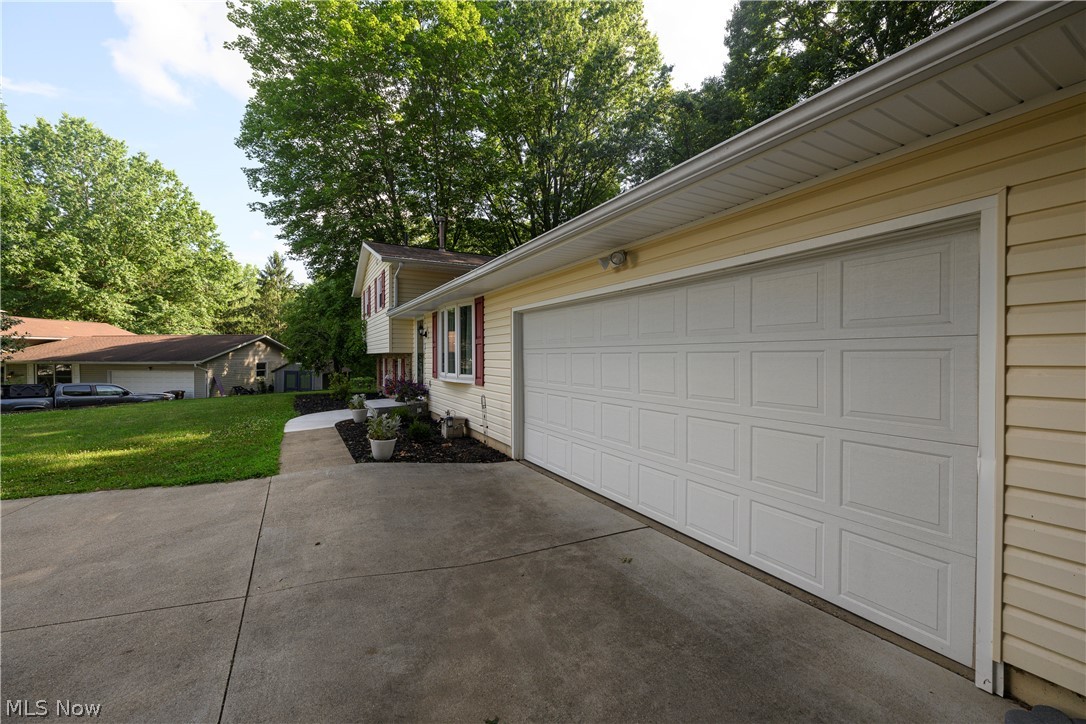 12073 Lockage Road NW Canal Fulton OH 44614