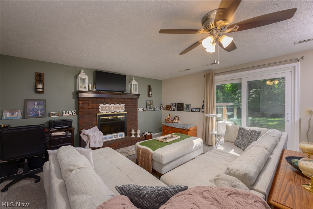 12073 Lockage Road NW Canal Fulton OH 44614