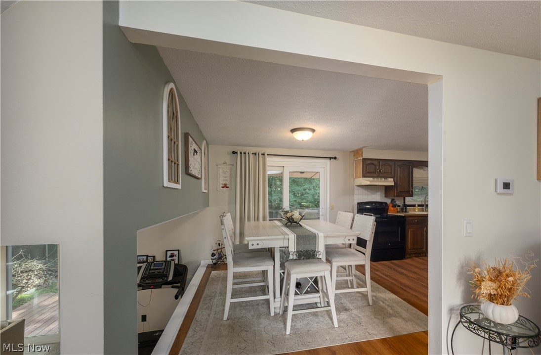 12073 Lockage Road NW Canal Fulton OH 44614