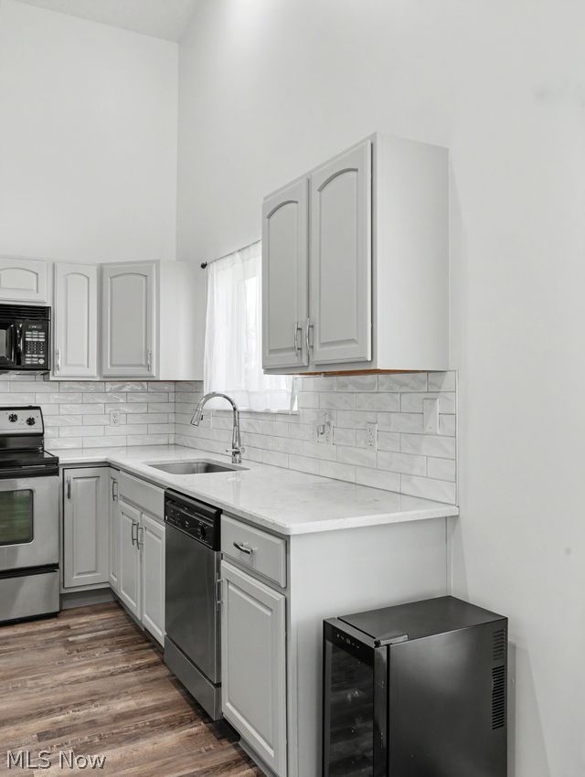 523 Seaton Court Akron OH 44319