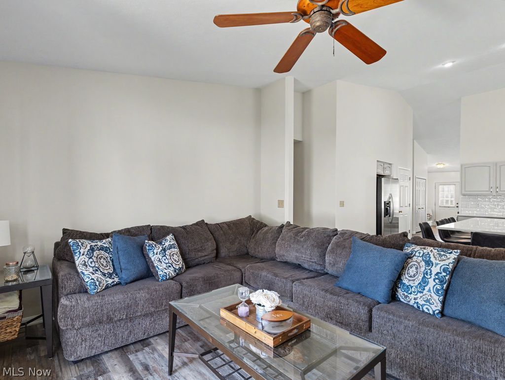 523 Seaton Court Akron OH 44319