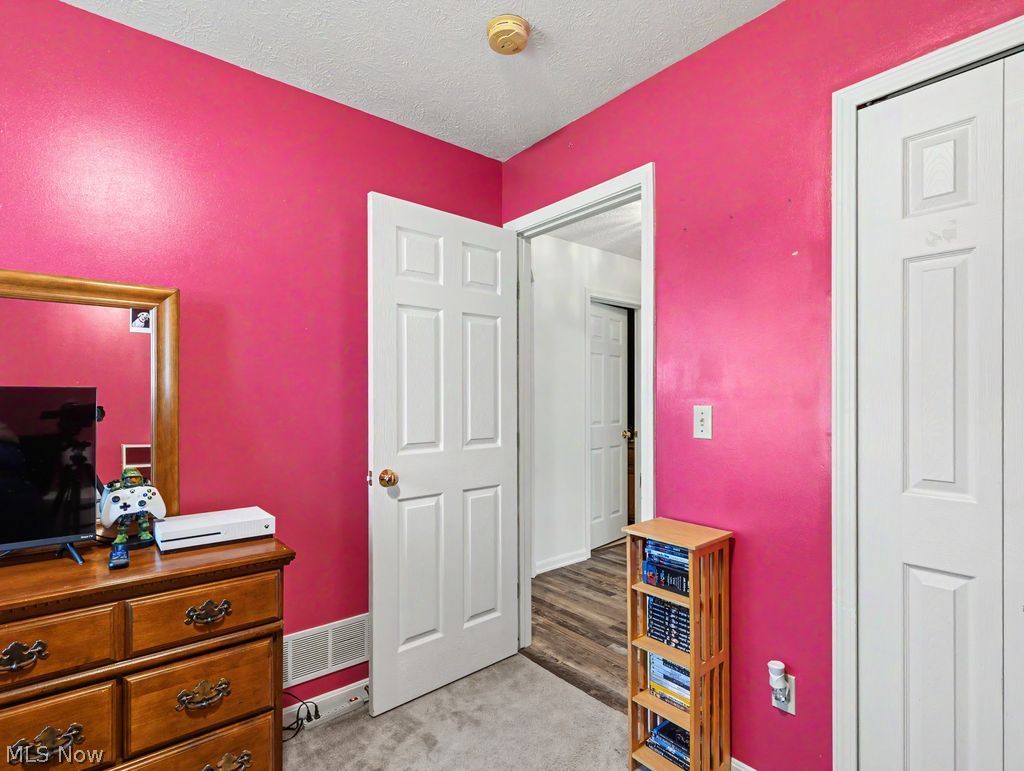 523 Seaton Court Akron OH 44319