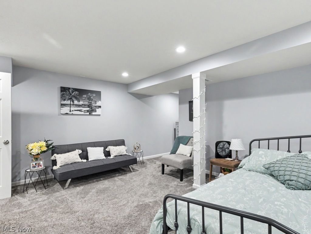 523 Seaton Court Akron OH 44319