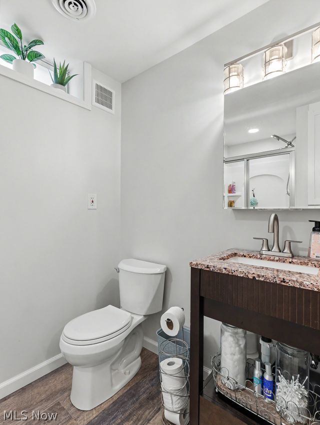 523 Seaton Court Akron OH 44319