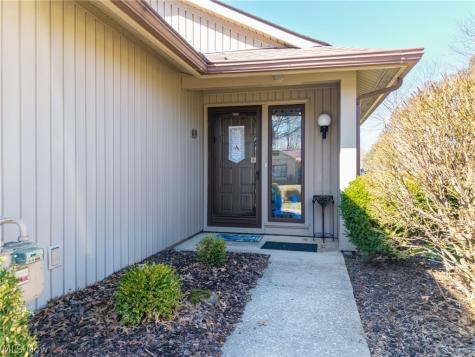 10806 Meadow Trail Strongsville OH 44149