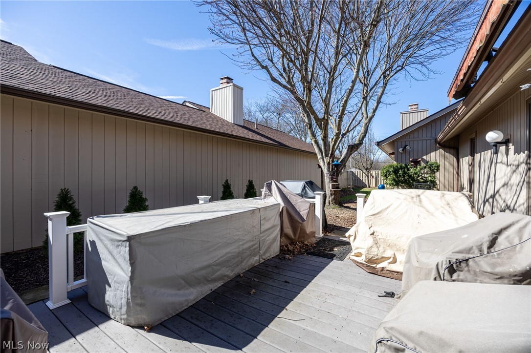 10806 Meadow Trail Strongsville OH 44149