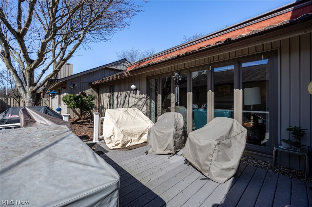 10806 Meadow Trail Strongsville OH 44149