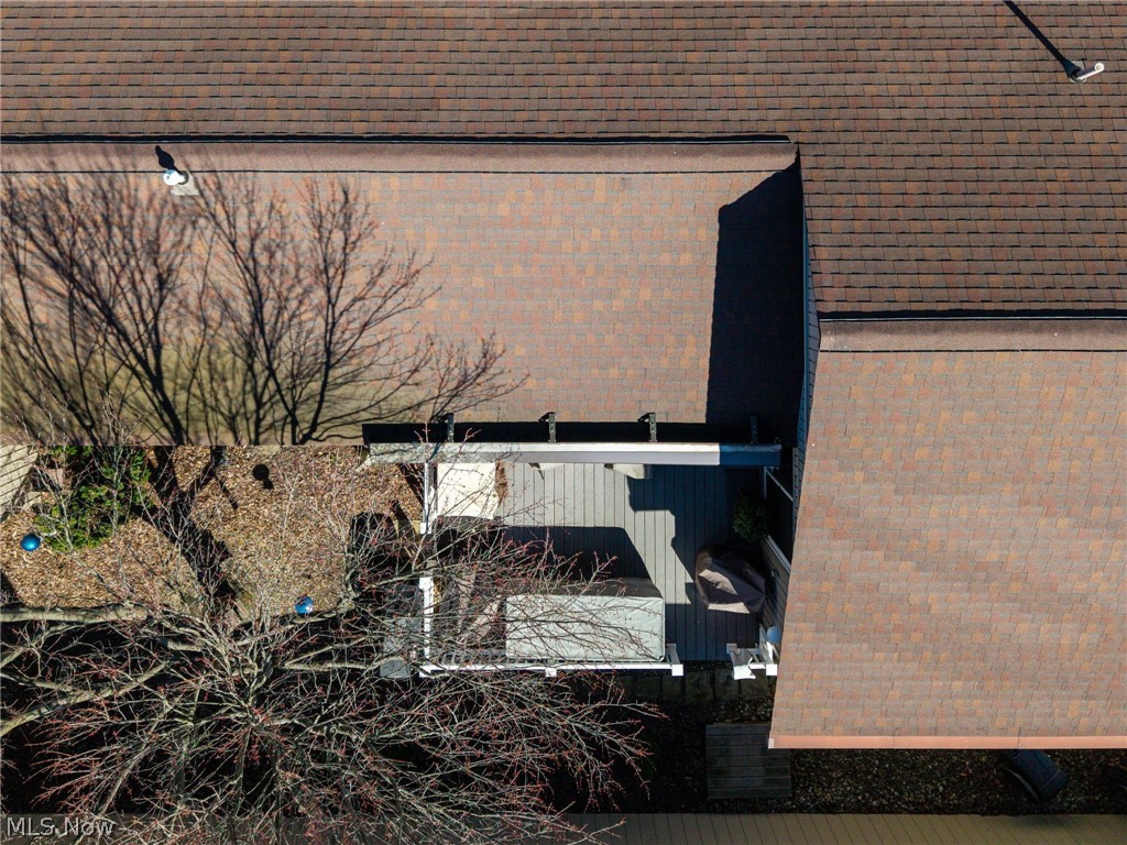 10806 Meadow Trail Strongsville OH 44149