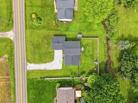 2357 Diamond Street NE Canton OH 44721