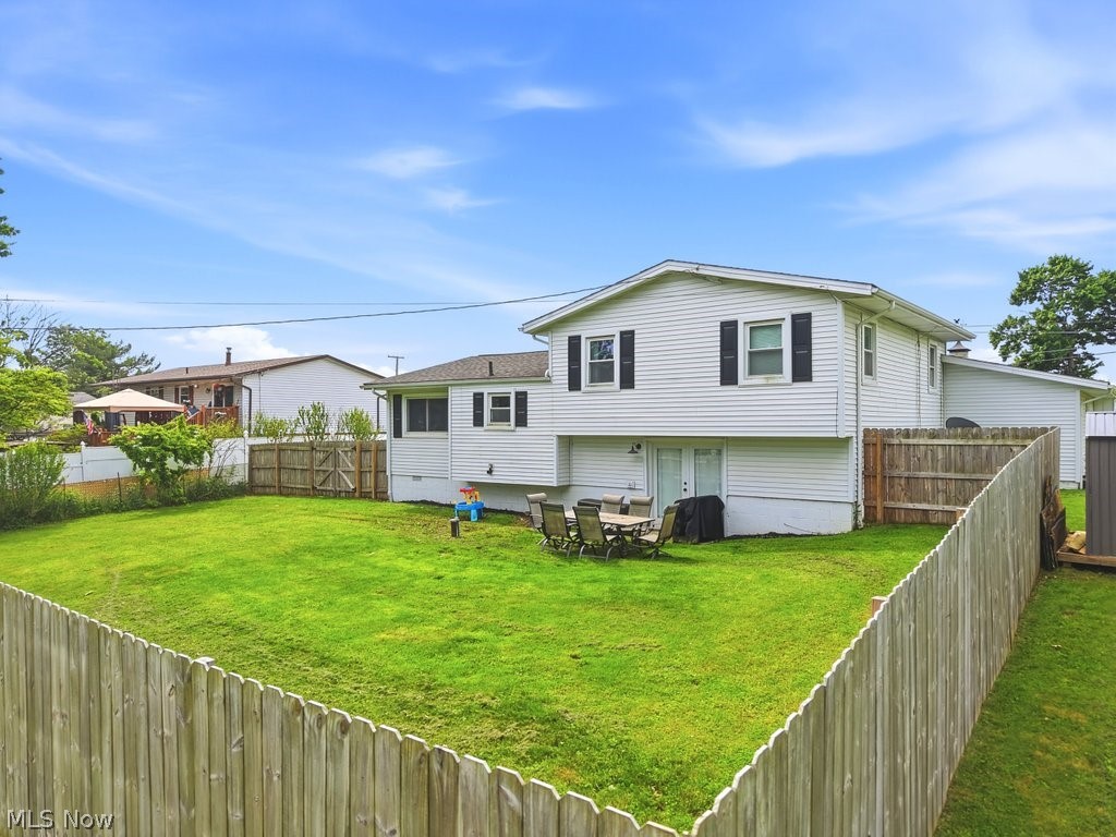 2357 Diamond Street NE Canton OH 44721