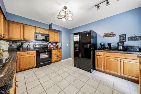 8506 Lake Shore Boulevard Mentor OH 44060