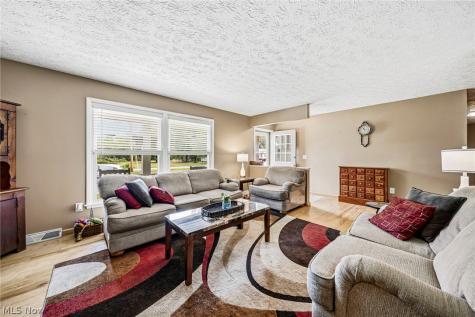 8506 Lake Shore Boulevard Mentor OH 44060