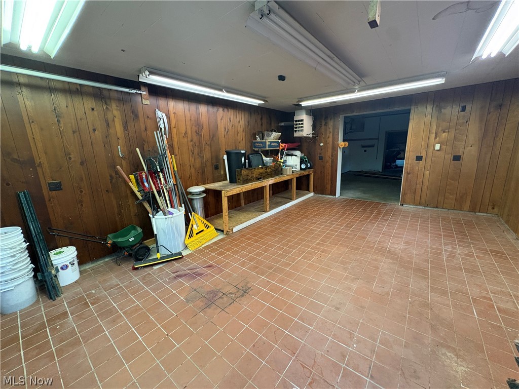 2229 Newark Road Zanesville OH 43701