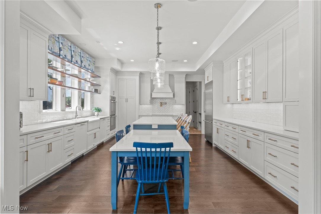 300 Woodridge Lane Moreland Hills OH 44022