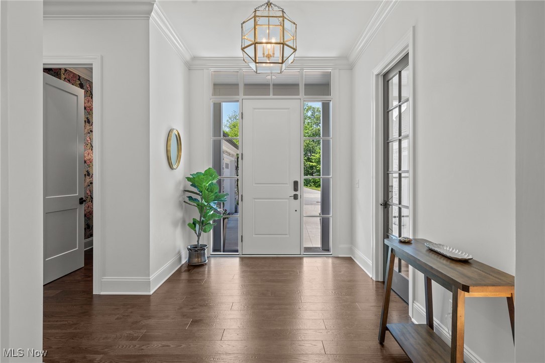 300 Woodridge Lane Moreland Hills OH 44022