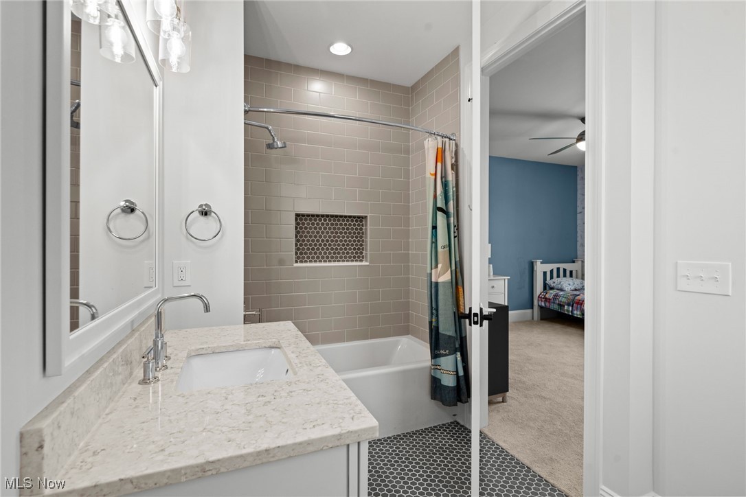 300 Woodridge Lane Moreland Hills OH 44022