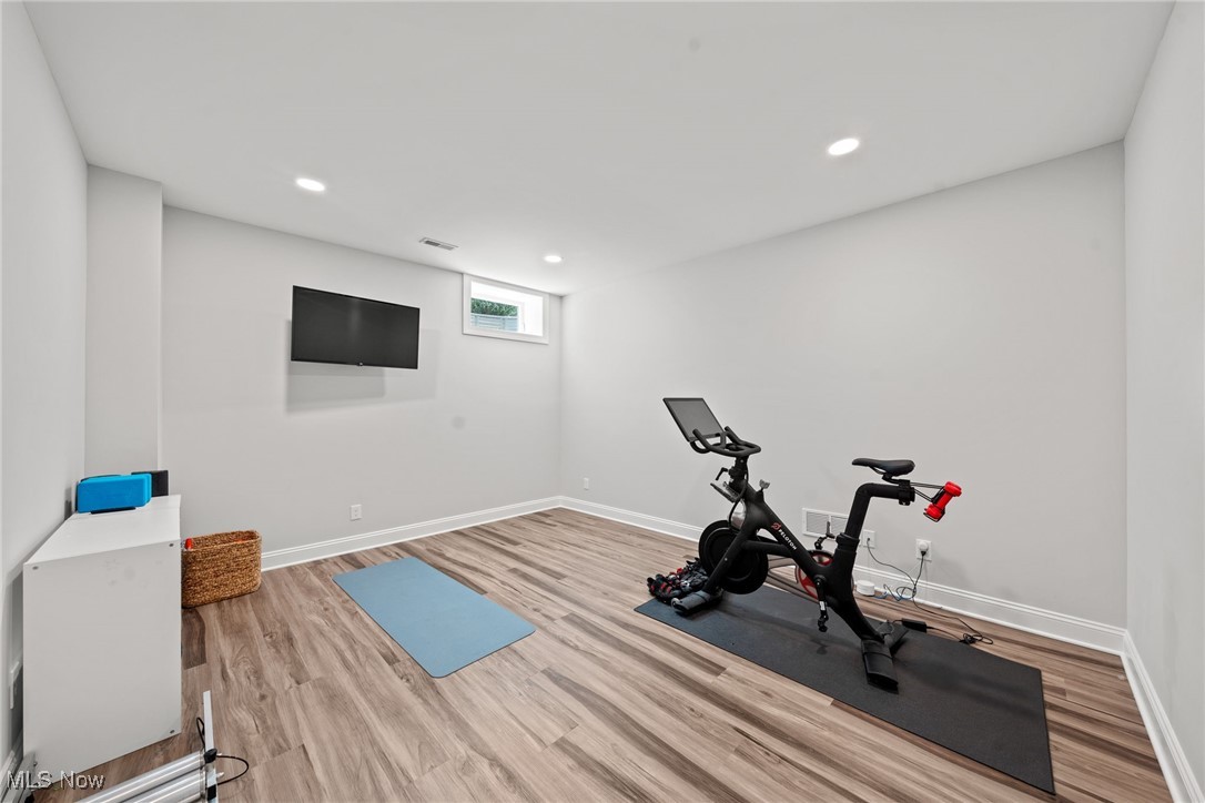 300 Woodridge Lane Moreland Hills OH 44022